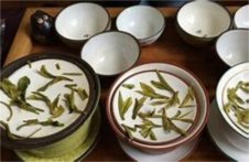  西湖龙井质量如何鉴别 西湖龙井如何鉴别上品