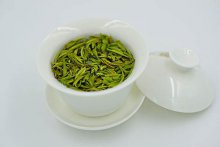  湿气重的人喝什么茶 绿茶真的能改善湿气重吗